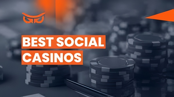 Social Casinos 2025 interface with virtual slot machines and live player avatars